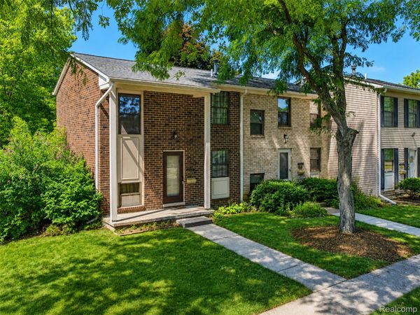 8358 Lakeview Court, Superior Township, Mi 48198