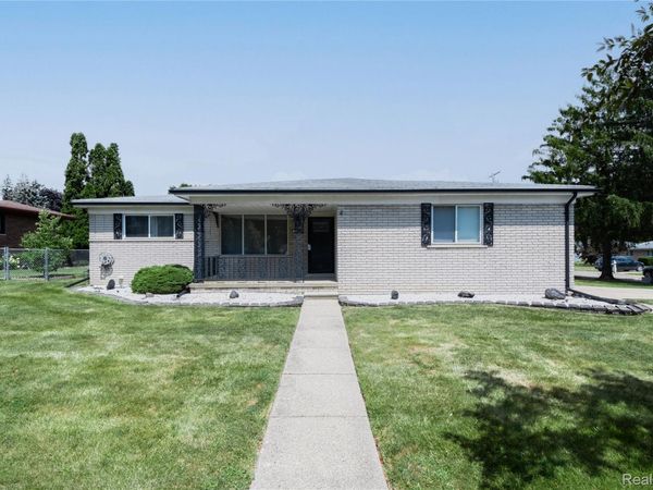18863 Monica Drive, Clinton Township, Mi 48036