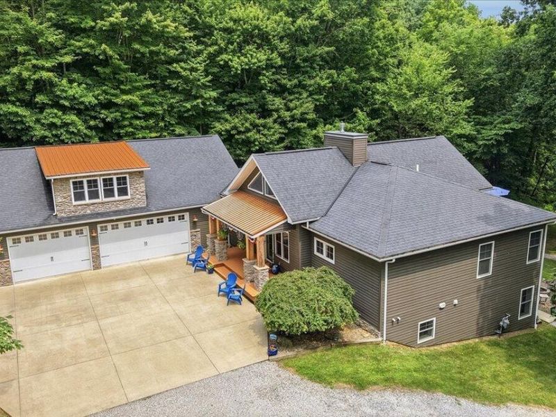 3315 Apple Valley Drive , Howard, OH 43028 Photo 2