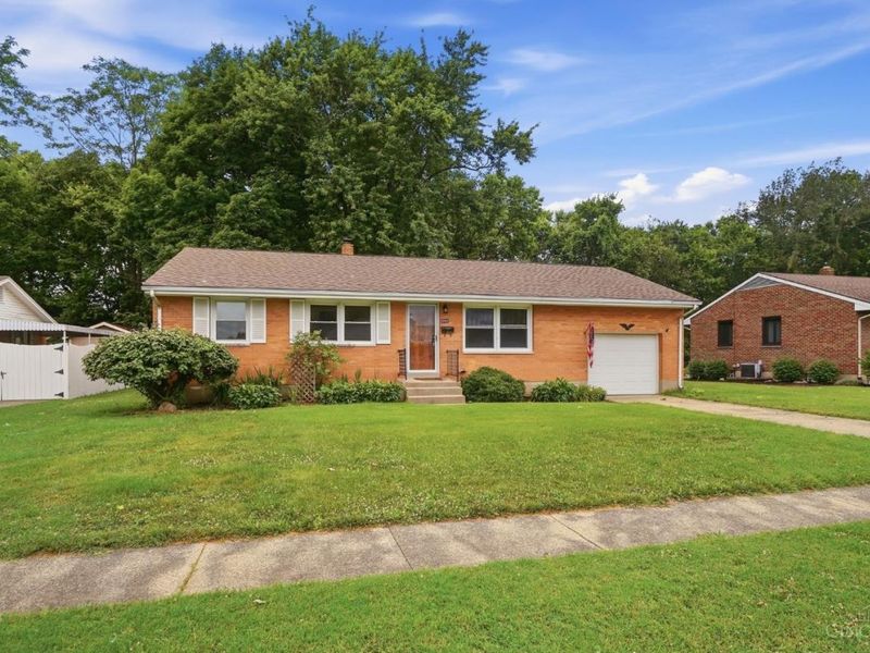 4935 Denison Drive, Fairfield, OH 45014 Photo 2