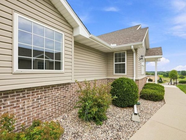 118 Summit COURT, Columbus, WI 53925
