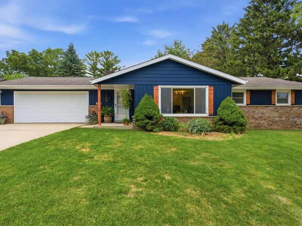 500 Summit DRIVE, Port Washington, WI 53074