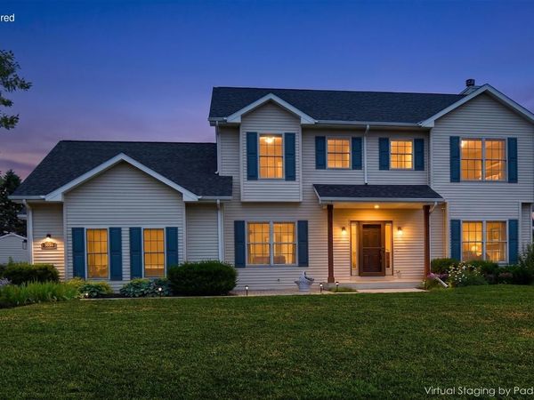 4851 W Alesci DRIVE, Franklin, WI 53132