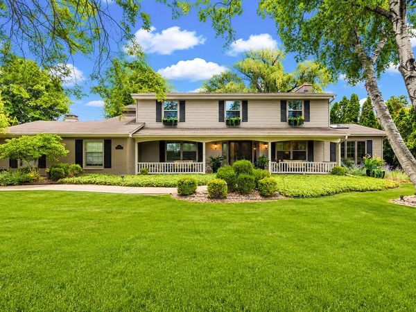 9516 N Apple Blossom LANE, Bayside, WI 53217