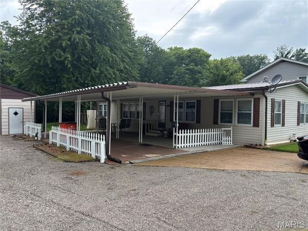 402 Pinckneyville Road, Marissa, IL 62257