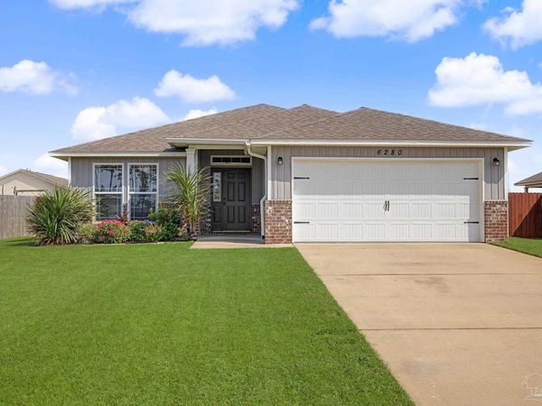 6280 Redberry Dr, Gulf Breeze, FL 32563