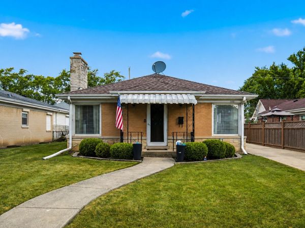 5010 Fargo Avenue , Skokie, IL 60077
