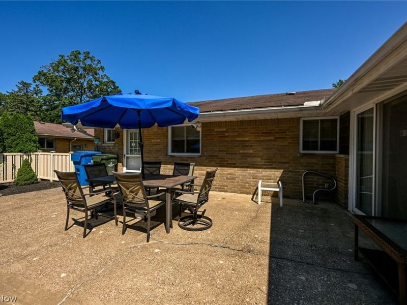 5014 Douglas Drive, North Olmsted, OH 44070 Photo 11
