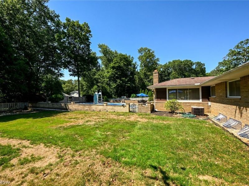 5014 Douglas Drive, North Olmsted, OH 44070 Photo 13