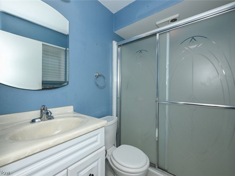 5014 Douglas Drive, North Olmsted, OH 44070 Photo 31