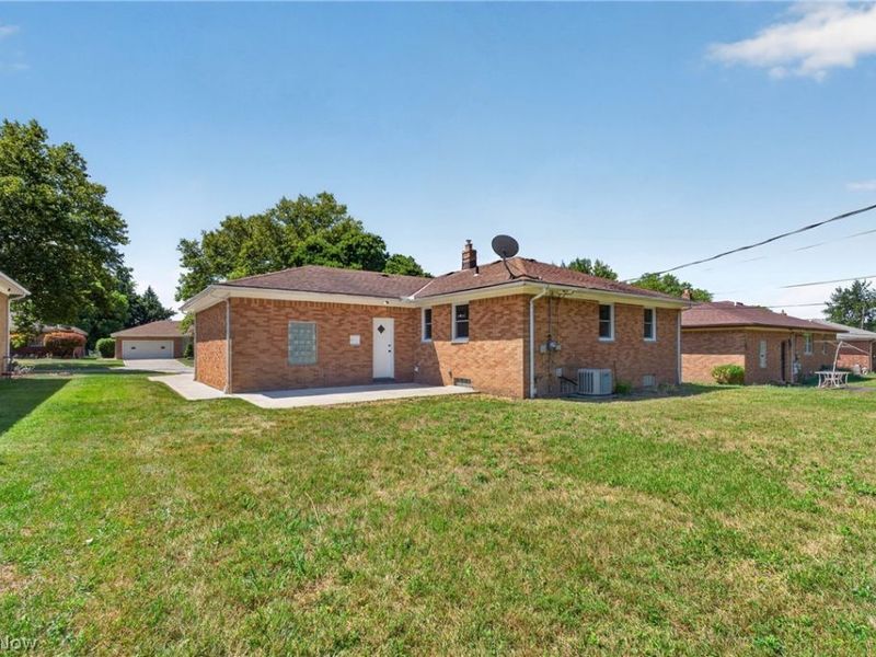 23543 Angela Drive, Warrensville Heights, OH 44128 Photo 33