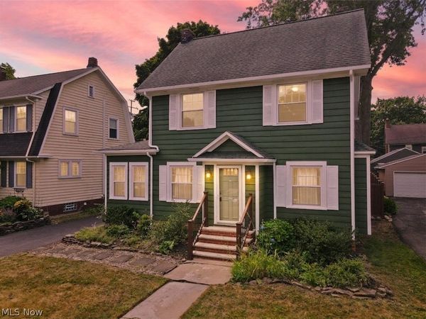 3000 Yorkshire Road, Cleveland Heights, OH 44118