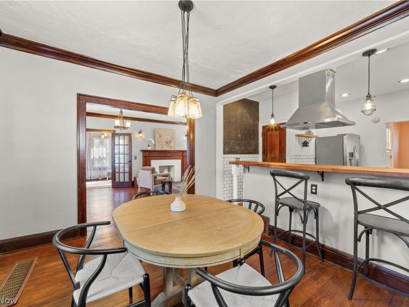 3000 Yorkshire Road, Cleveland Heights, OH 44118 Photo 10