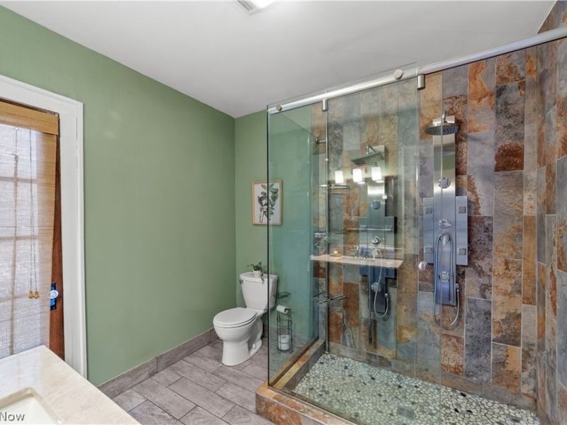 3000 Yorkshire Road, Cleveland Heights, OH 44118 Photo 19