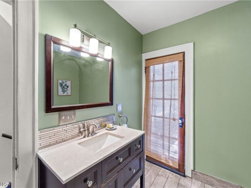 3000 Yorkshire Road, Cleveland Heights, OH 44118 Photo 20