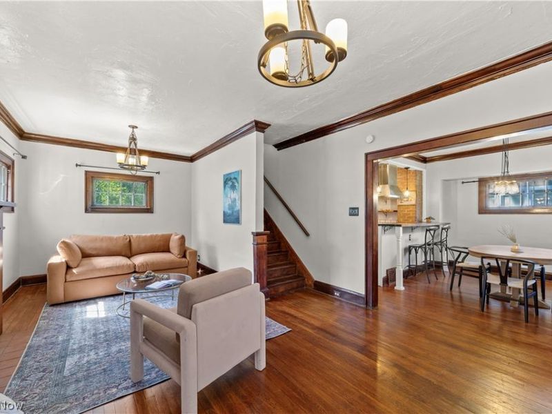 3000 Yorkshire Road, Cleveland Heights, OH 44118 Photo 4