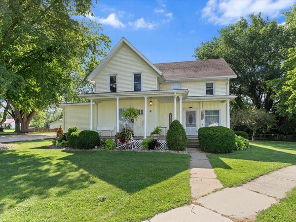 209 Bristol Avenue, Middlebury, IN 46540