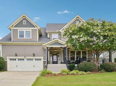 129 Pointe Park Circle, Holly Springs, NC 27540