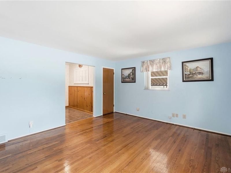 2516 Garrison Drive, Colerain Township, OH 45231 Photo 11