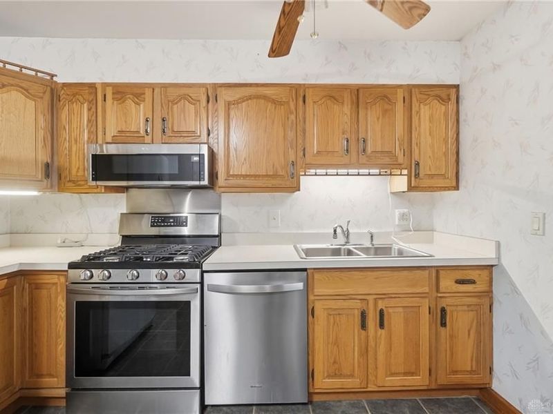 2516 Garrison Drive, Colerain Township, OH 45231 Photo 15