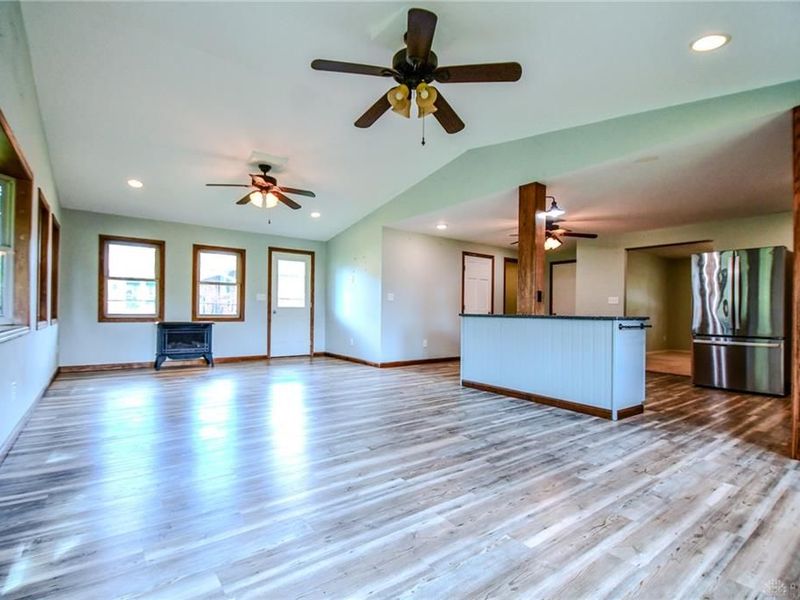7240 Stonehurst Drive, Huber Heights, OH 45424 Photo 16