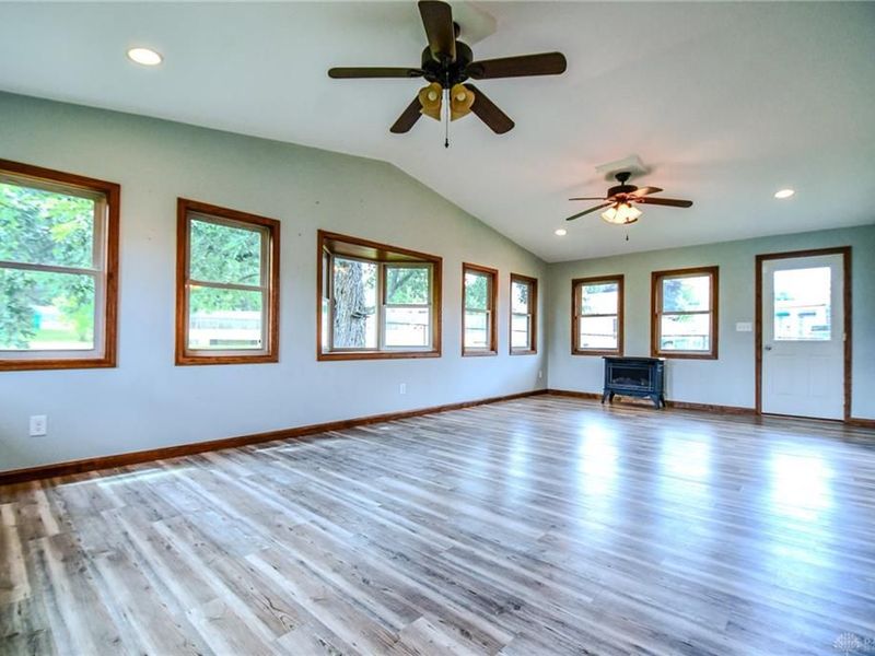 7240 Stonehurst Drive, Huber Heights, OH 45424 Photo 17