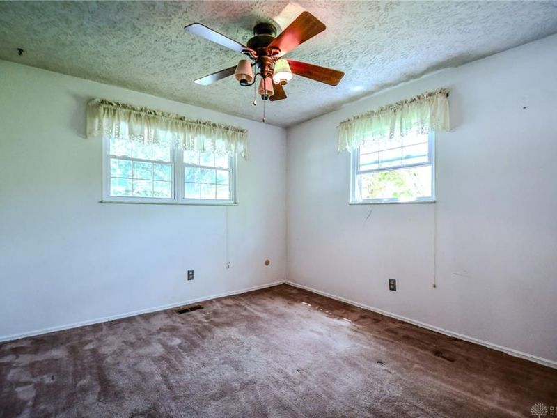 7240 Stonehurst Drive, Huber Heights, OH 45424 Photo 23
