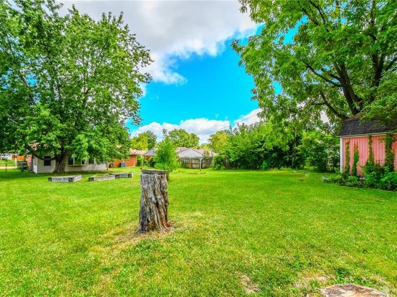 7240 Stonehurst Drive, Huber Heights, OH 45424 Photo 32