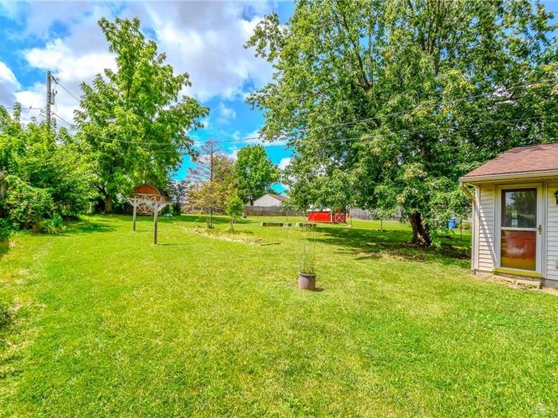 7240 Stonehurst Drive, Huber Heights, OH 45424 Photo 35