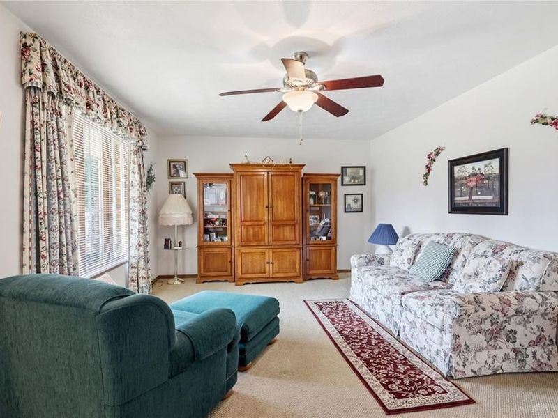 3023 Brixton Drive, Springfield, OH 45503 Photo 10