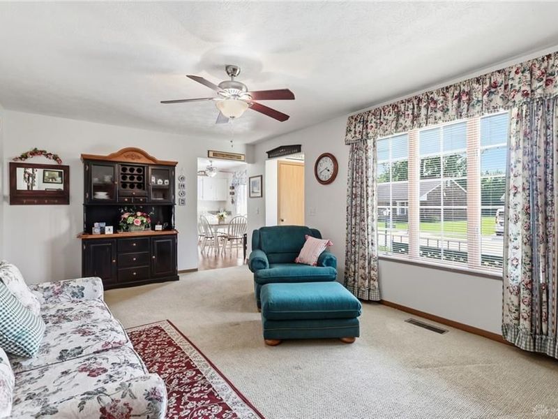 3023 Brixton Drive, Springfield, OH 45503 Photo 12