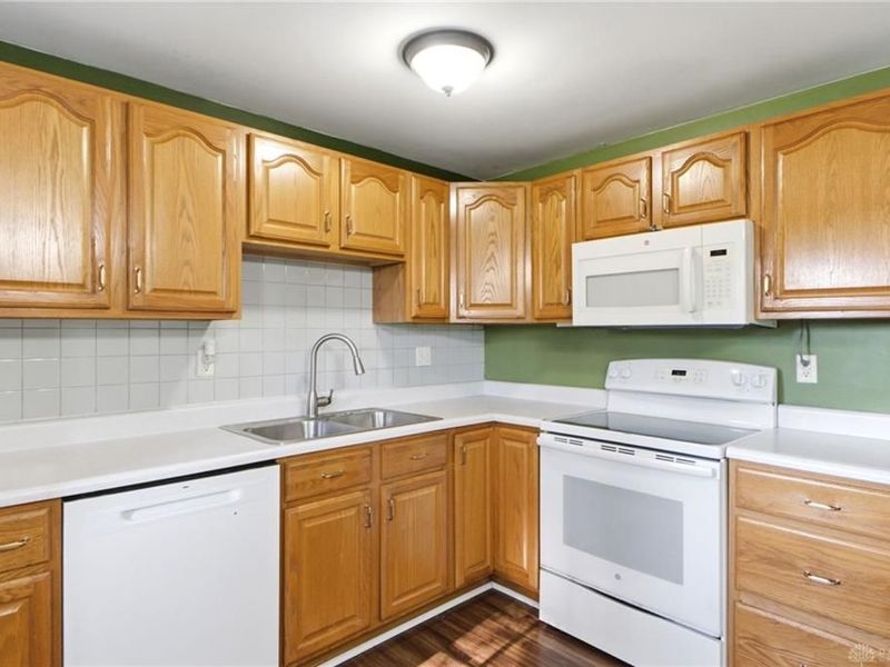 6924 Shellcross Drive, Dayton, OH 45424 Photo 10