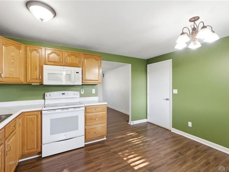 6924 Shellcross Drive, Dayton, OH 45424 Photo 11