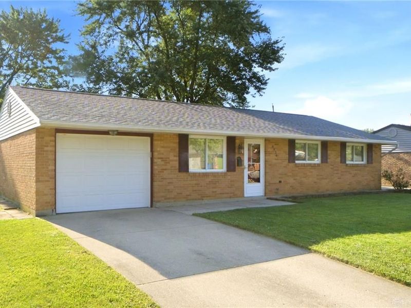 6924 Shellcross Drive, Dayton, OH 45424 Photo 2
