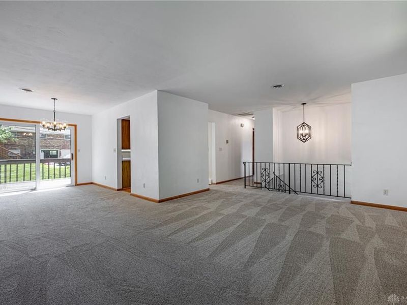 2518 Loris Drive, Miami Township, OH 45449 Photo 2