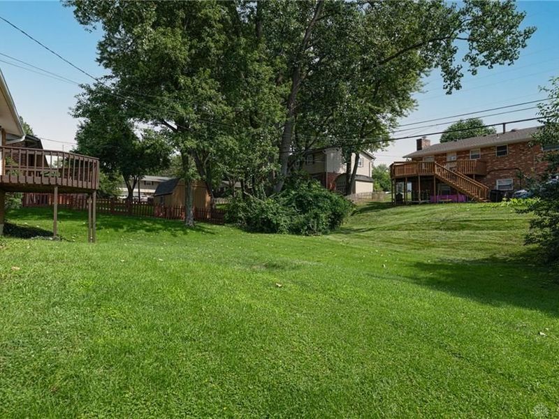 2518 Loris Drive, Miami Township, OH 45449 Photo 28