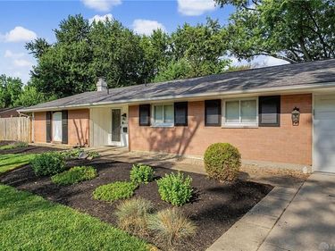 5113 Glenmina Drive, Kettering, OH 45440