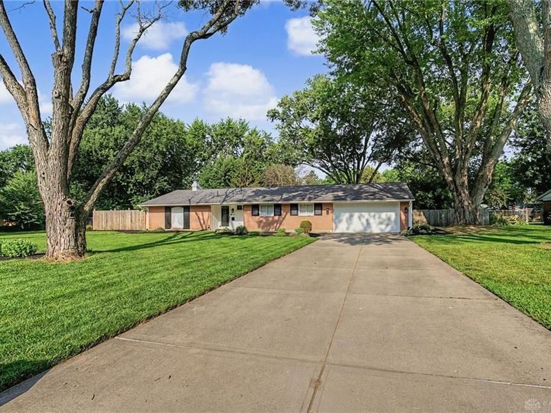 5113 Glenmina Drive, Kettering, OH 45440 Photo 2
