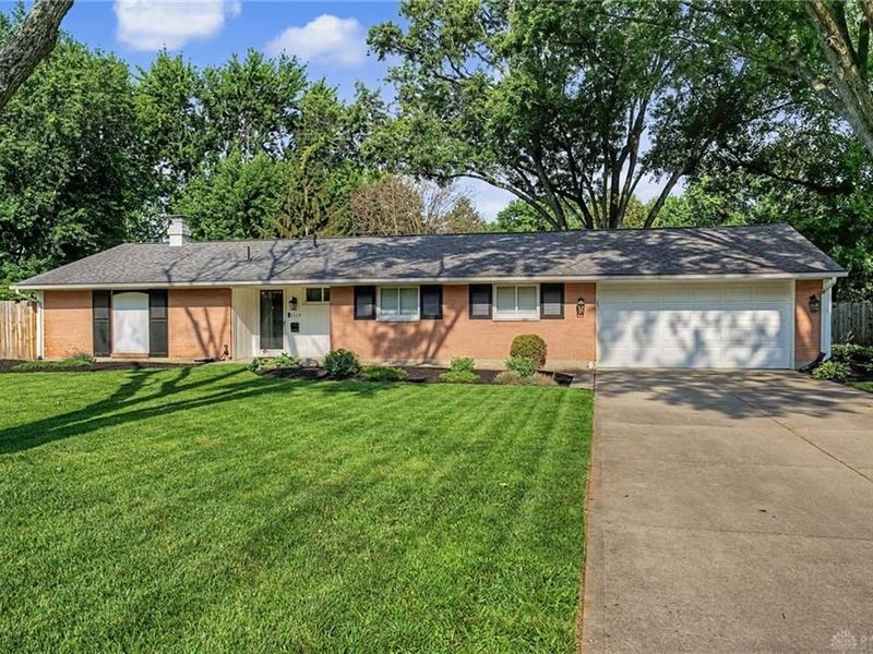 5113 Glenmina Drive, Kettering, OH 45440 Photo 3