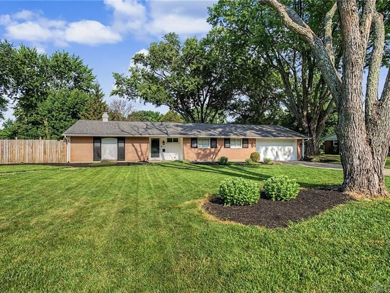 5113 Glenmina Drive, Kettering, OH 45440 Photo 4
