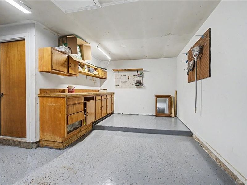 5113 Glenmina Drive, Kettering, OH 45440 Photo 41