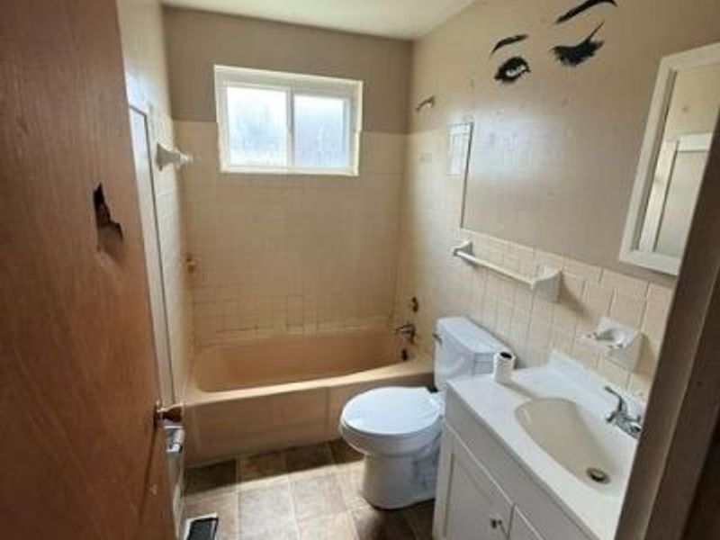 5490 Bellefontaine Road, Huber Heights, OH 45424 Photo 10