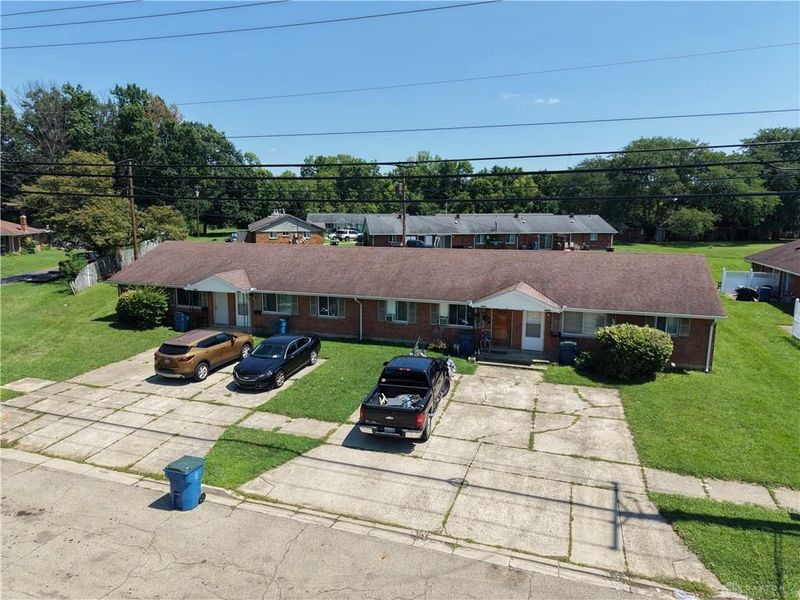 5490 Bellefontaine Road, Huber Heights, OH 45424 Photo 2