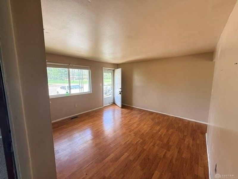 5490 Bellefontaine Road, Huber Heights, OH 45424 Photo 9