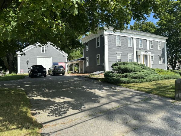 7 Storer Street, Kennebunk, ME 04043