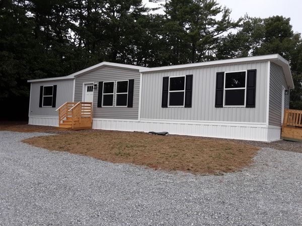 149 Gardiner Road , Jefferson, ME 04348