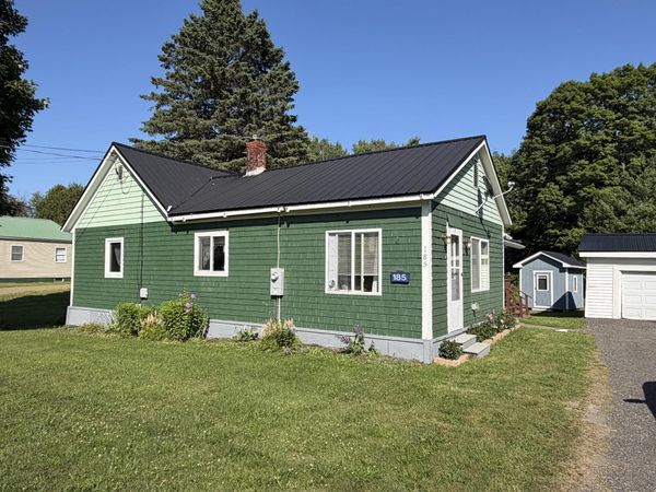 185 Foxcroft Road , Houlton, ME 04730