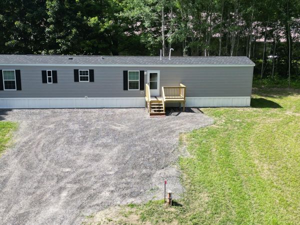 64 N 2nd Rangeway, Oakland, ME 04963