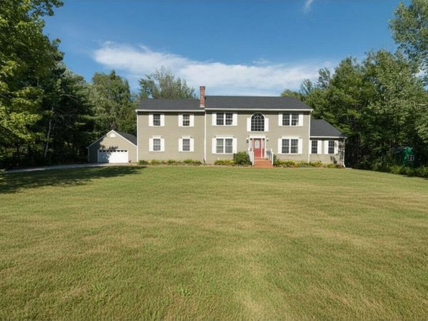 130 Oak Grove Drive, Brewer, ME 04412