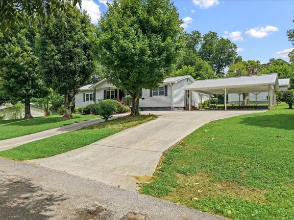 107 Georgia Avenue , Etowah, TN 37331